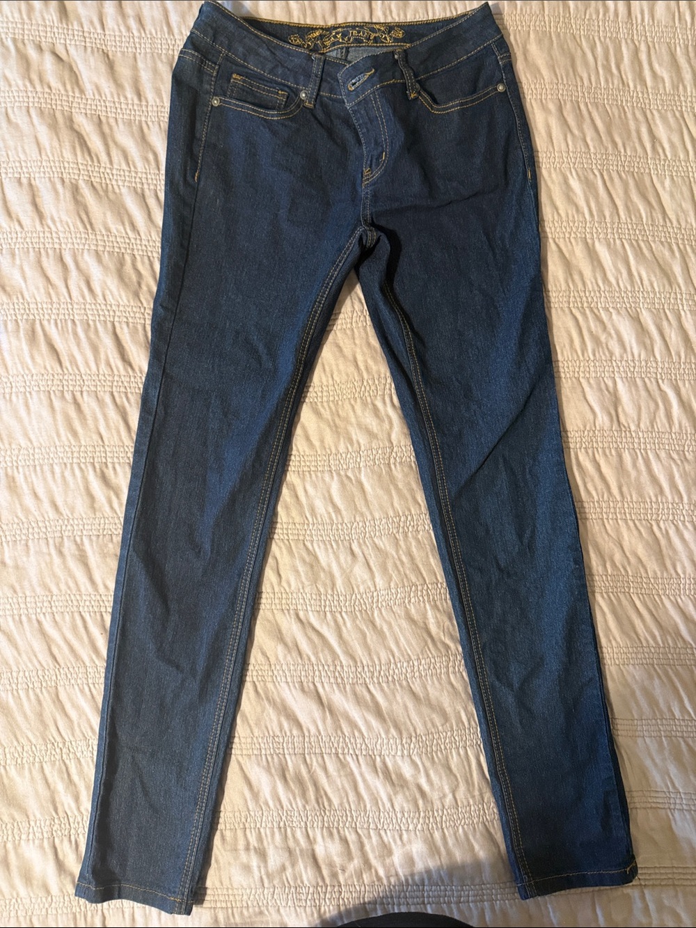 Junior size 7 skinny Jeans